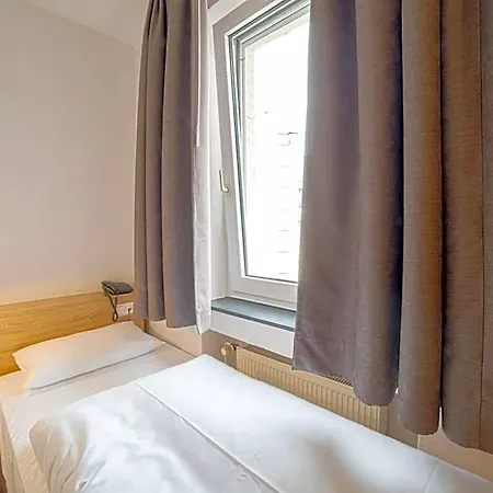 City Hotel Hannover 3* Hanóver
