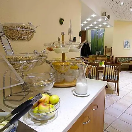 City Hotel Hannover 3*