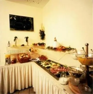 City Hotel Hannover 3*